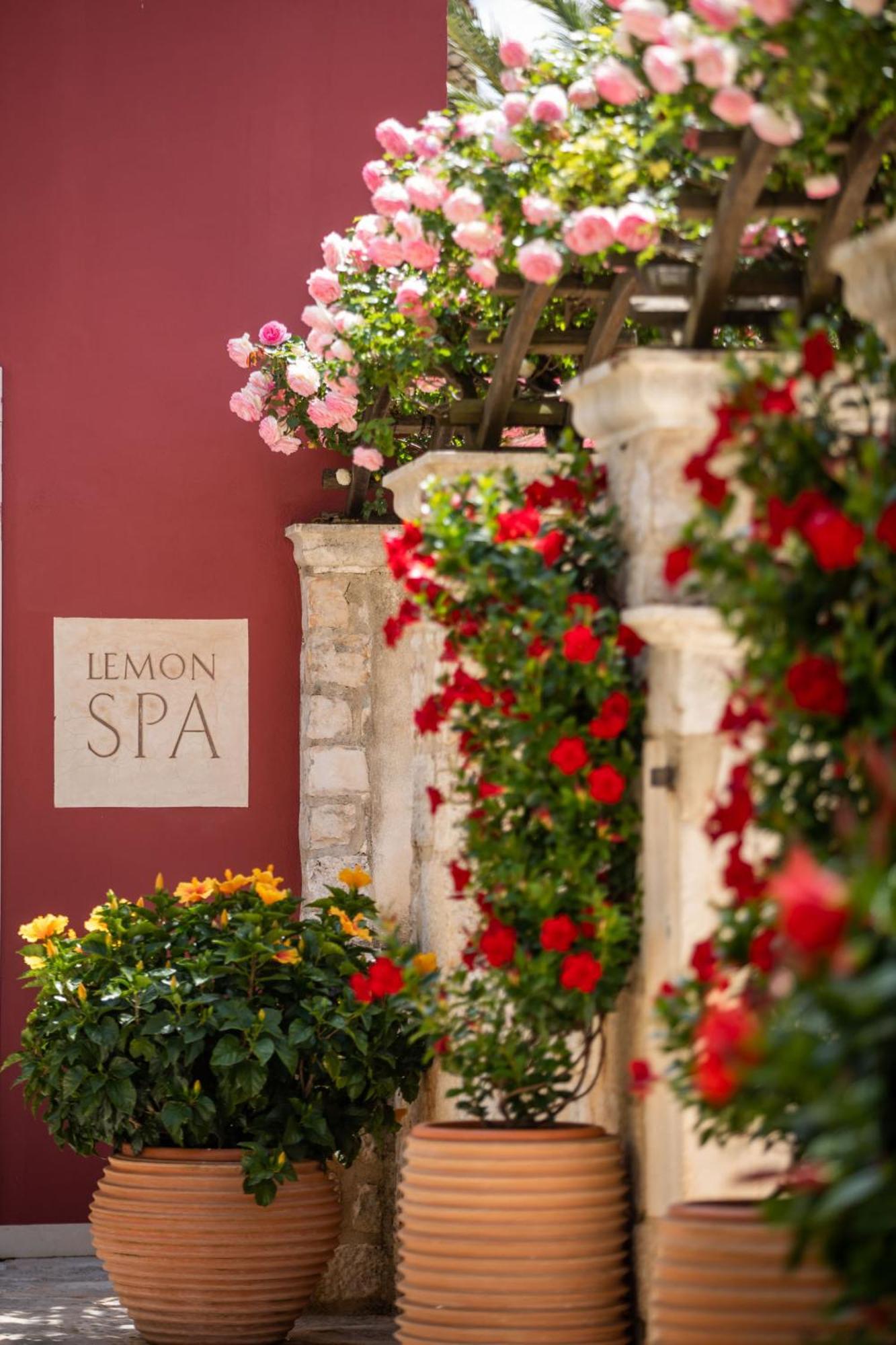 Hotel Lemongarden - Adults Only Sutivan Exterior foto