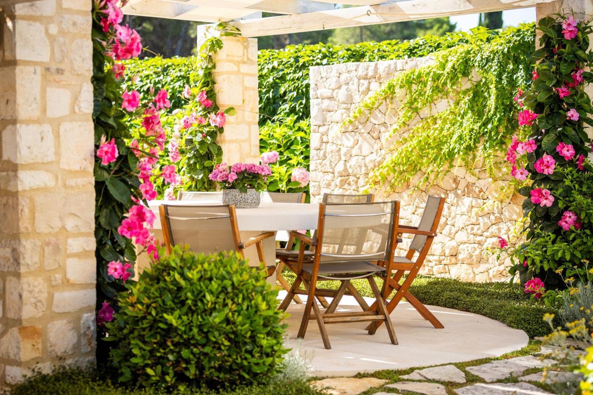 Hotel Lemongarden - Adults Only Sutivan Exterior foto