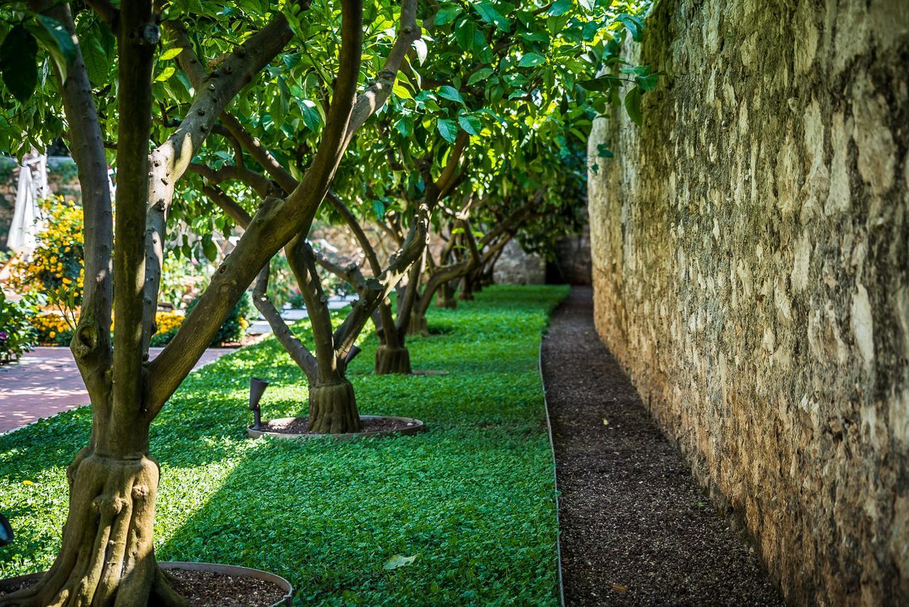 Hotel Lemongarden - Adults Only Sutivan Exterior foto